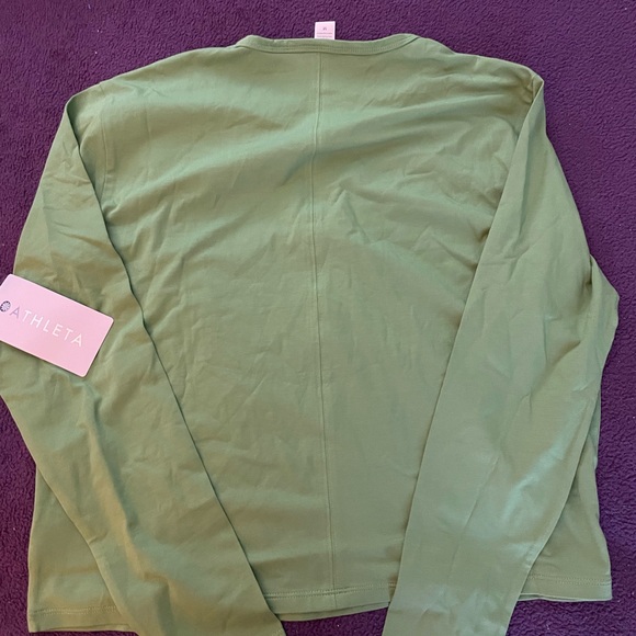 NWT Athleta Essential Top. - Picture 5 of 5